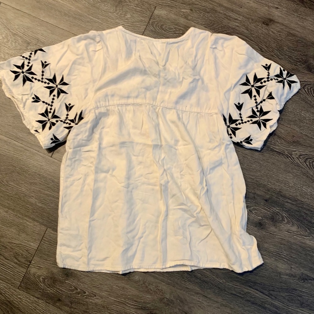 Embroidered blouse